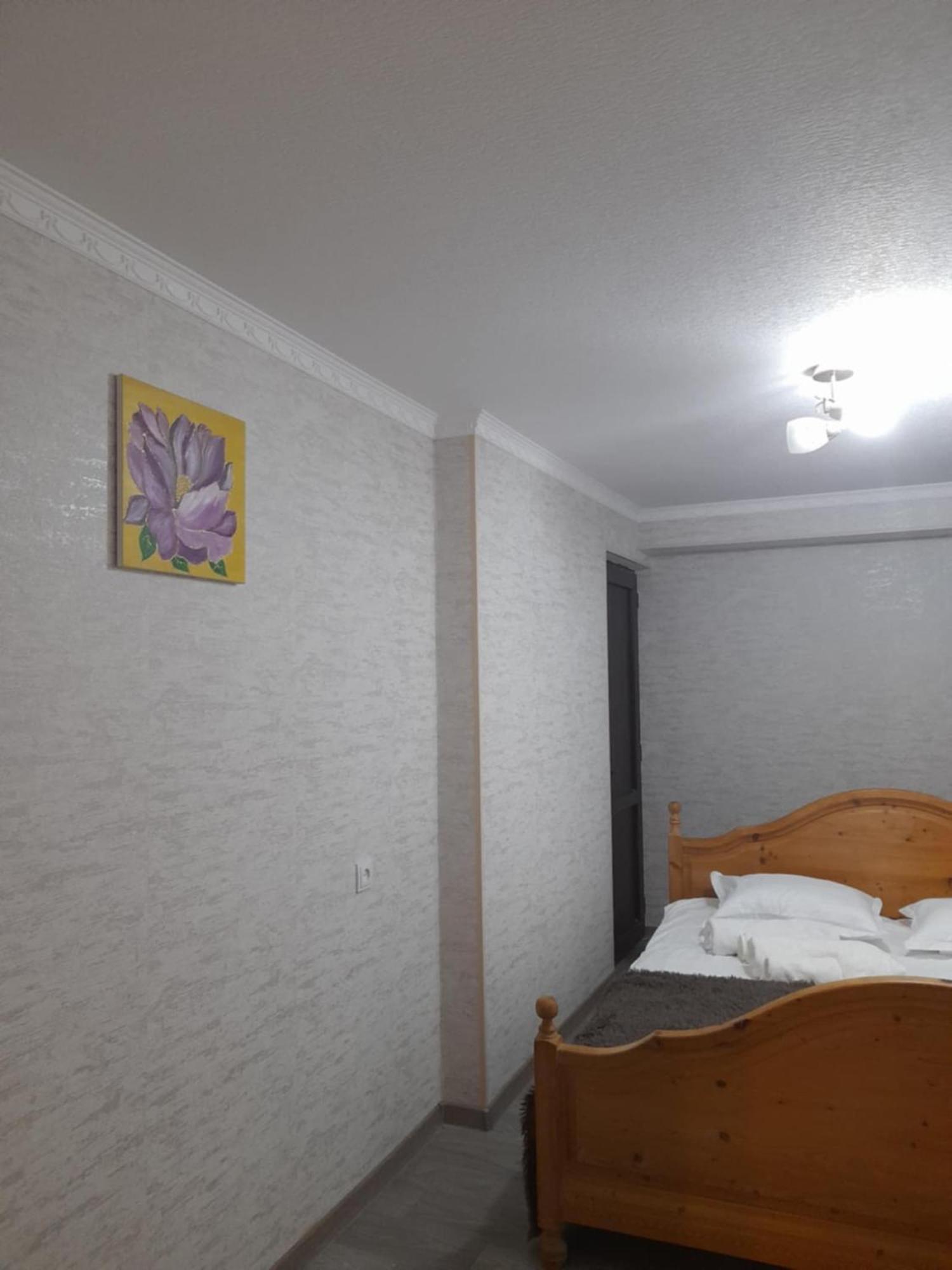 Gest House Mariami Hotel Telavi Exterior photo